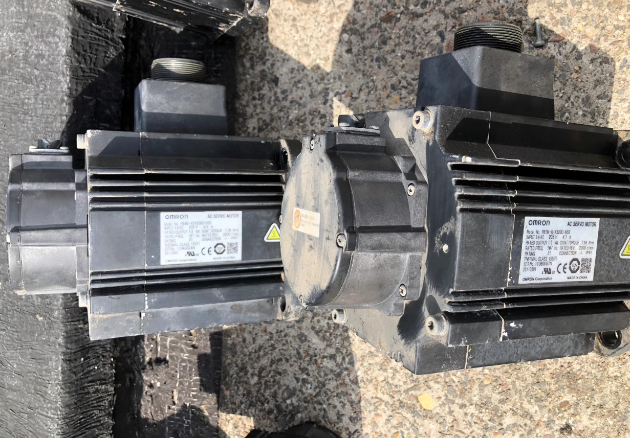 R88M-K1K520C-BS2
