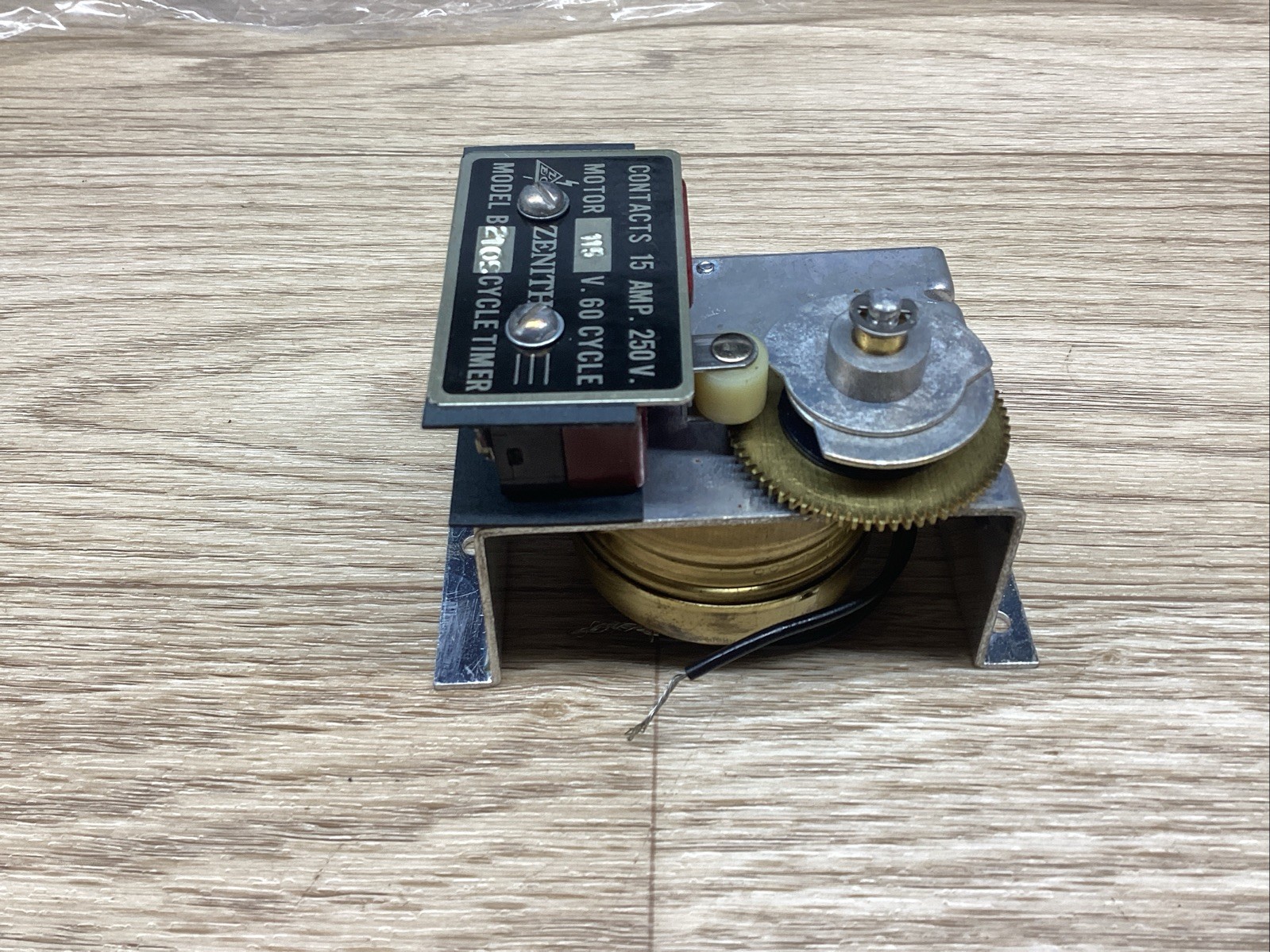 ZENITH MODEL B 1 CYCLE TIMER 15 AMPS 250V #800F130*CO