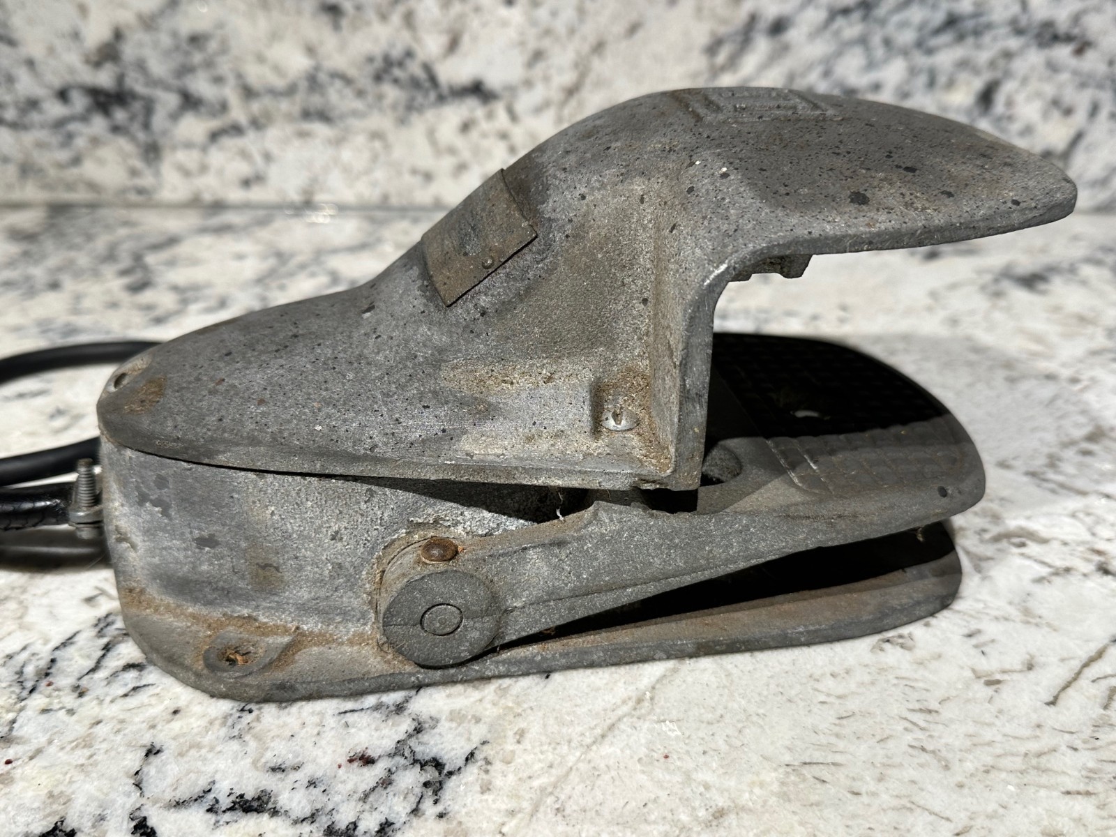 SQUARE D Vintage FOOT PEDAL Gray Operator Foot Switch Tested Needs New Cords