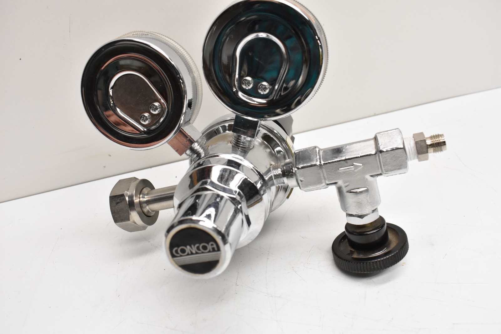 Concoa Pressure Regulator 2121391320 w/ Pressure Gauges 0-30 PSI & 0-4000 PSI
