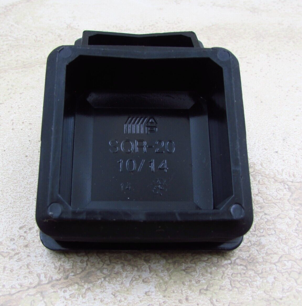 QTY 4 Black 2″ Inch, 10-14 Gauge Square Tube End Cap Plastic Insert Plugs