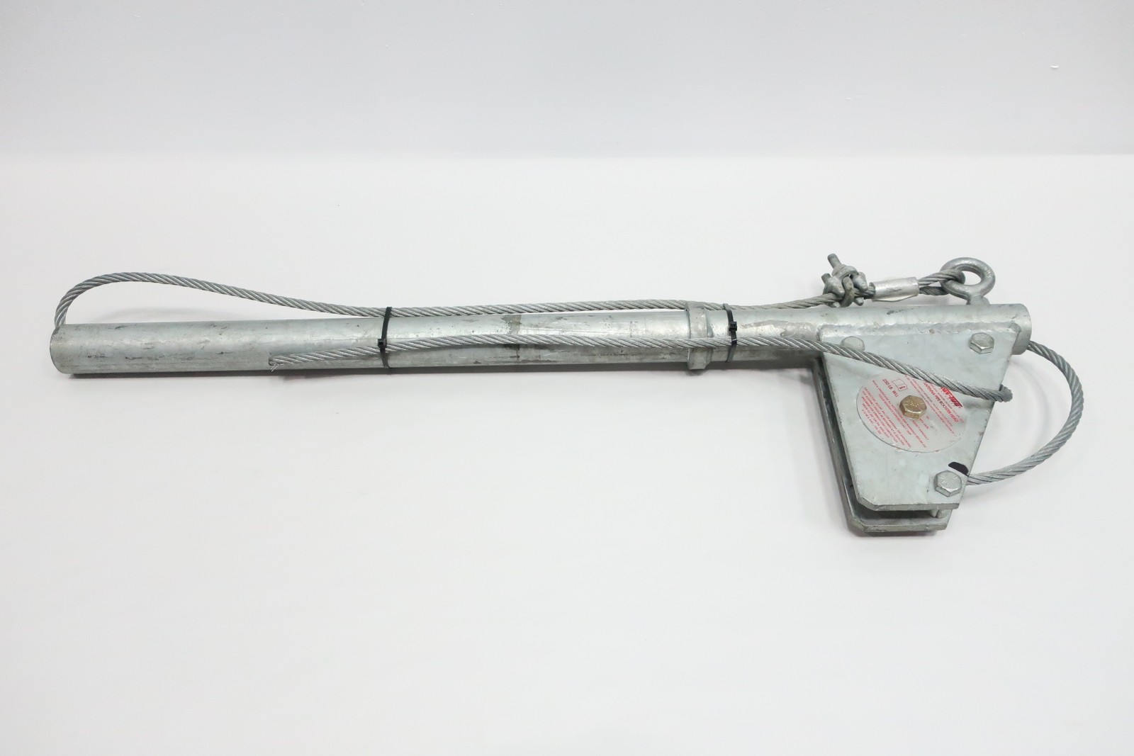 Tuf-tug TT2-APRH-250 2in Antenna Pipe Rooster Head 250lb