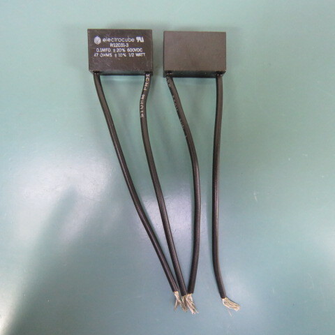 ELECTROCUBE RG2031-3-4 Qty of 2 per Lot CAP .1UF 1/2W 47OHM SURGE SUP