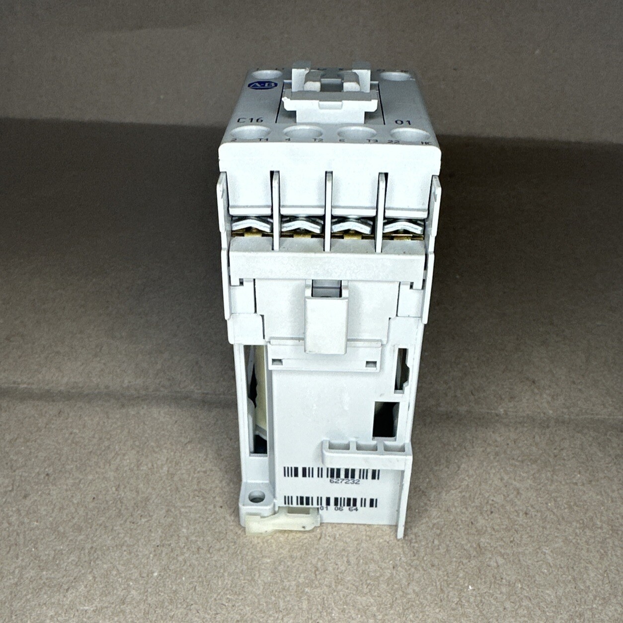 Allen Bradley 100-C16D*01 Contactor Relay Series B 100-C16D 01 Ser B 100C16D01