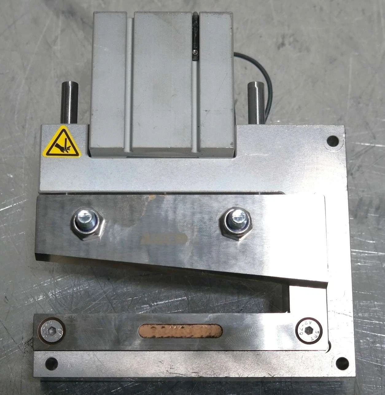 Azco GO8011C Guillotine Knife Assembly with G011004D
