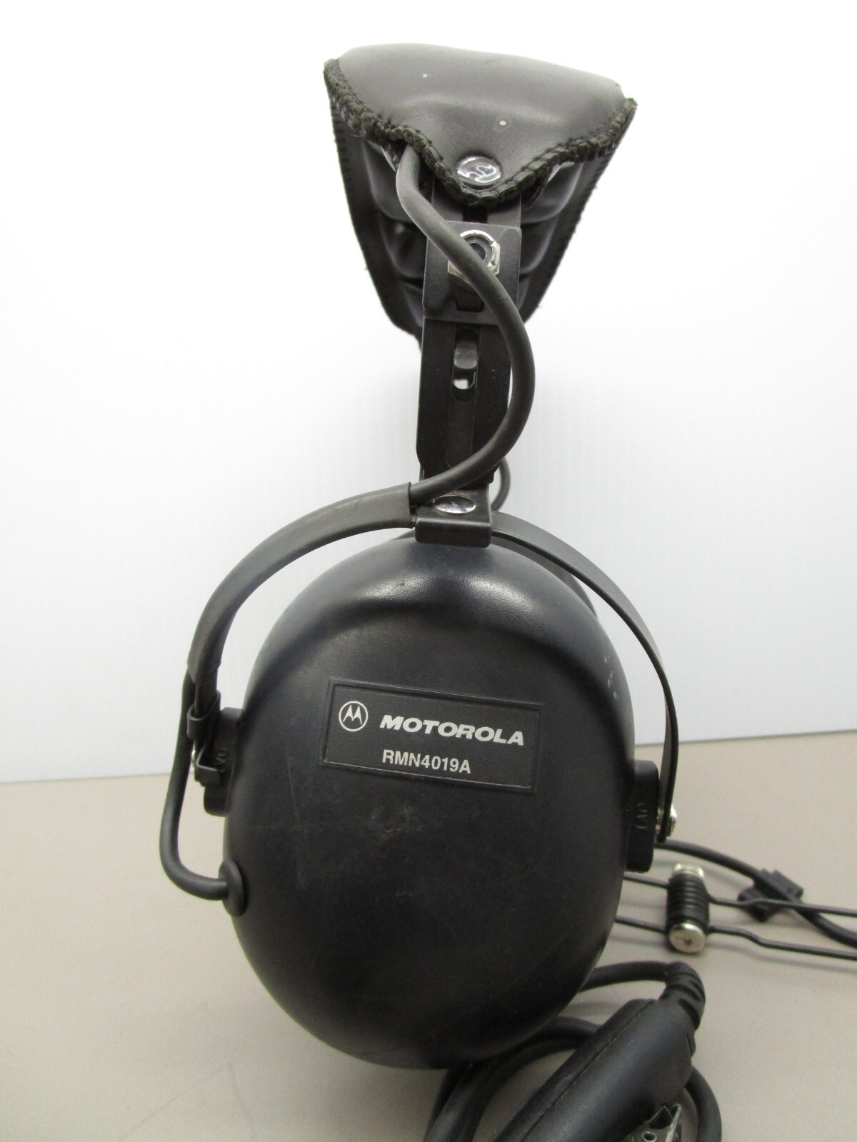 Motorola RMN4019A Medium Duty Radio Headset with PTT Over the Head