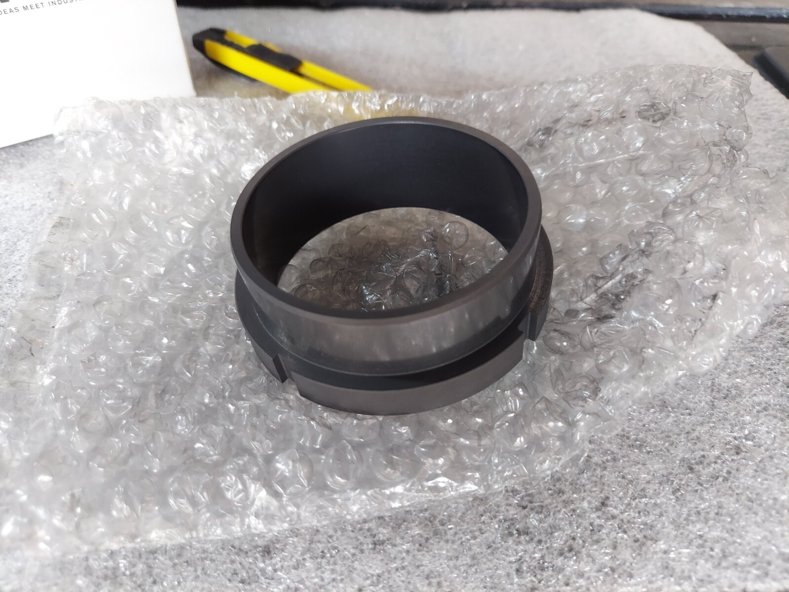 New SPX Flow 220306007+(7) Carbon Seal