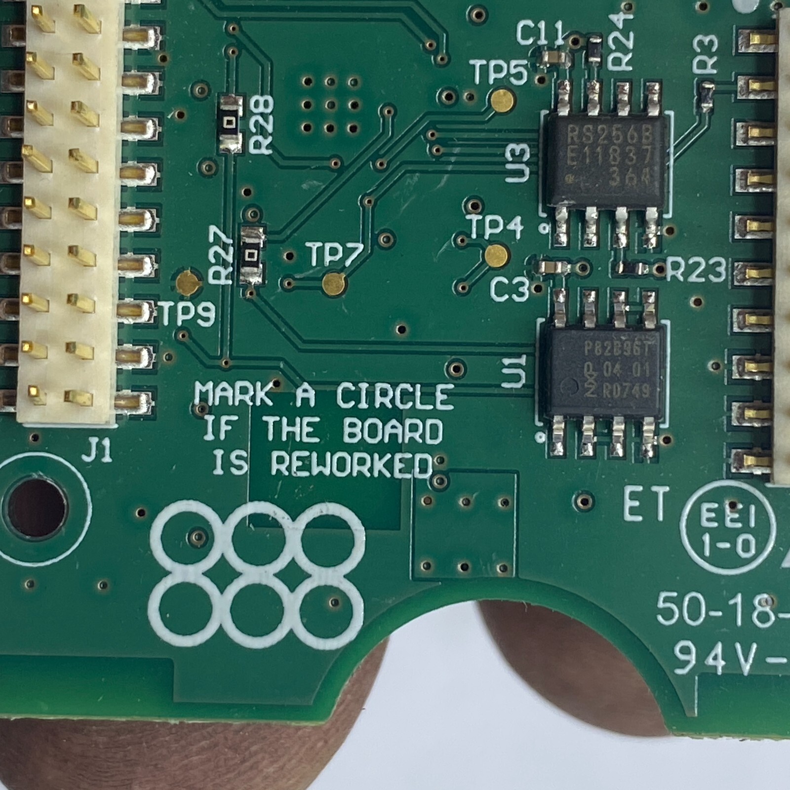 UNIVERSAL R22276-343 REV 1 / R22276-342 REV A –