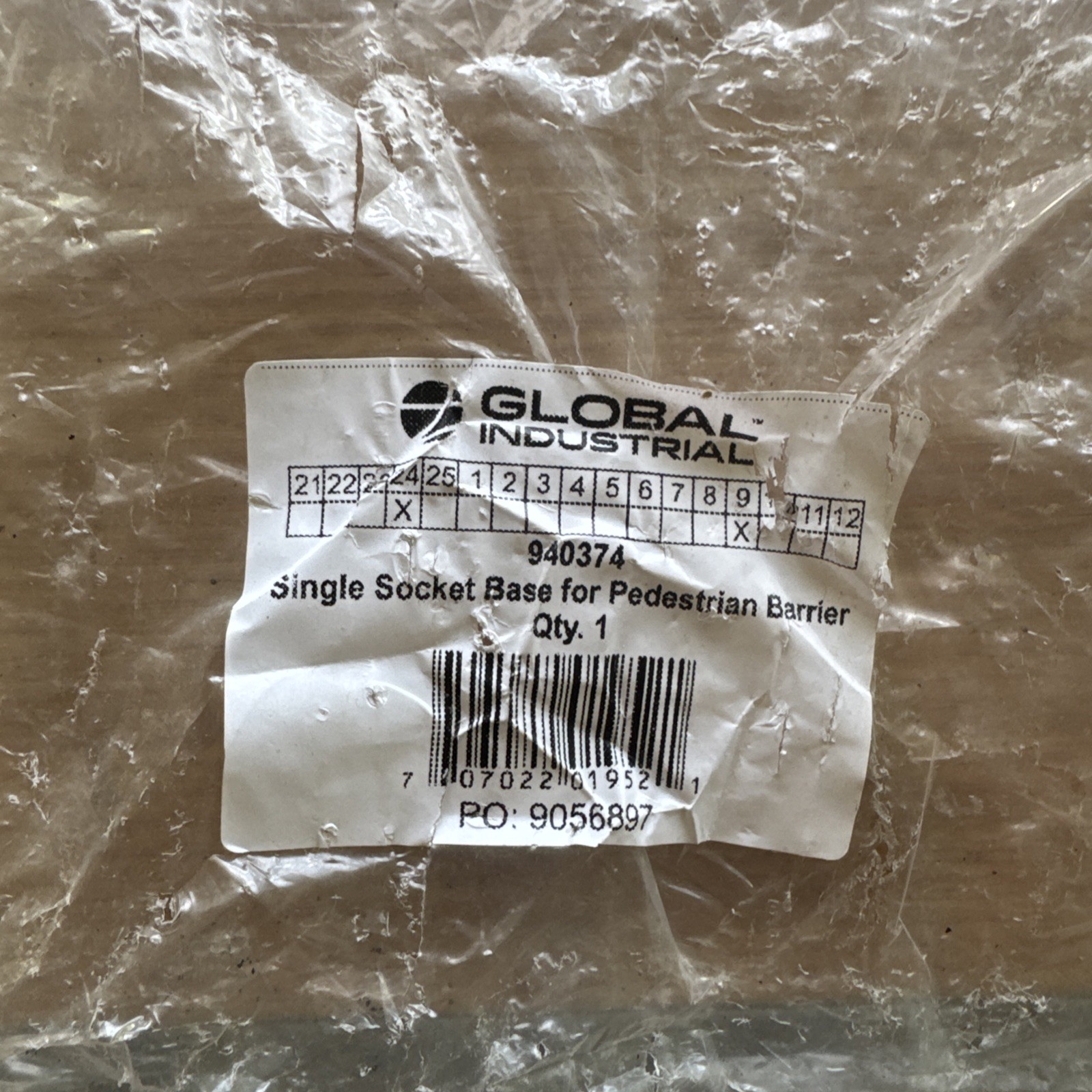 Global Industrial Single Socket Base 940374 for Pedestrian Barrier 9054860
