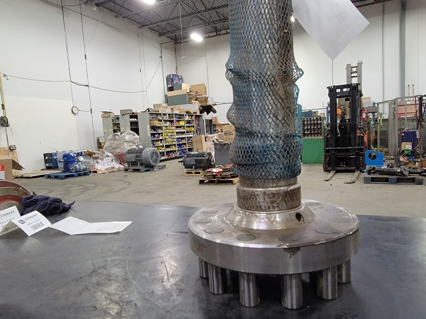 APPLIED Industrial Technologies 6205101 3-7/8″ Drive Shaft Reducer – Shafts &