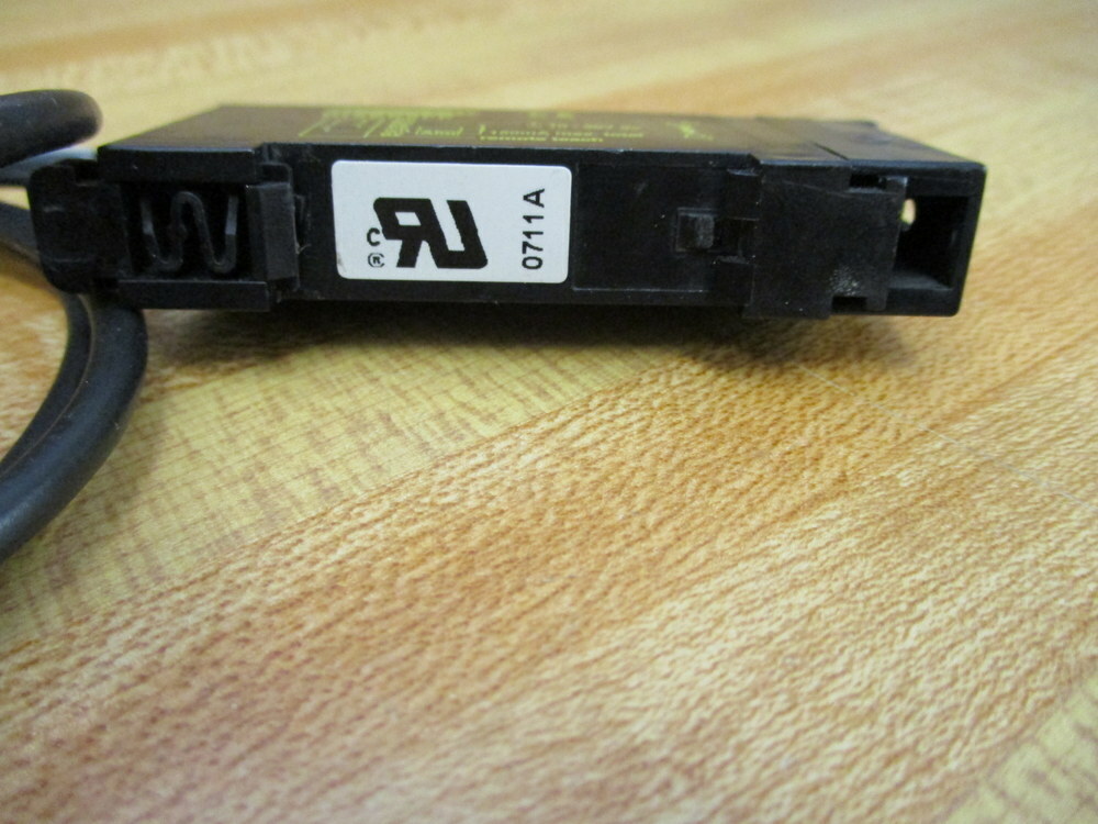 Banner D12EP6FP D12 Expert Fiber Optic Sensor 41965 2 ft+3 in L Cable