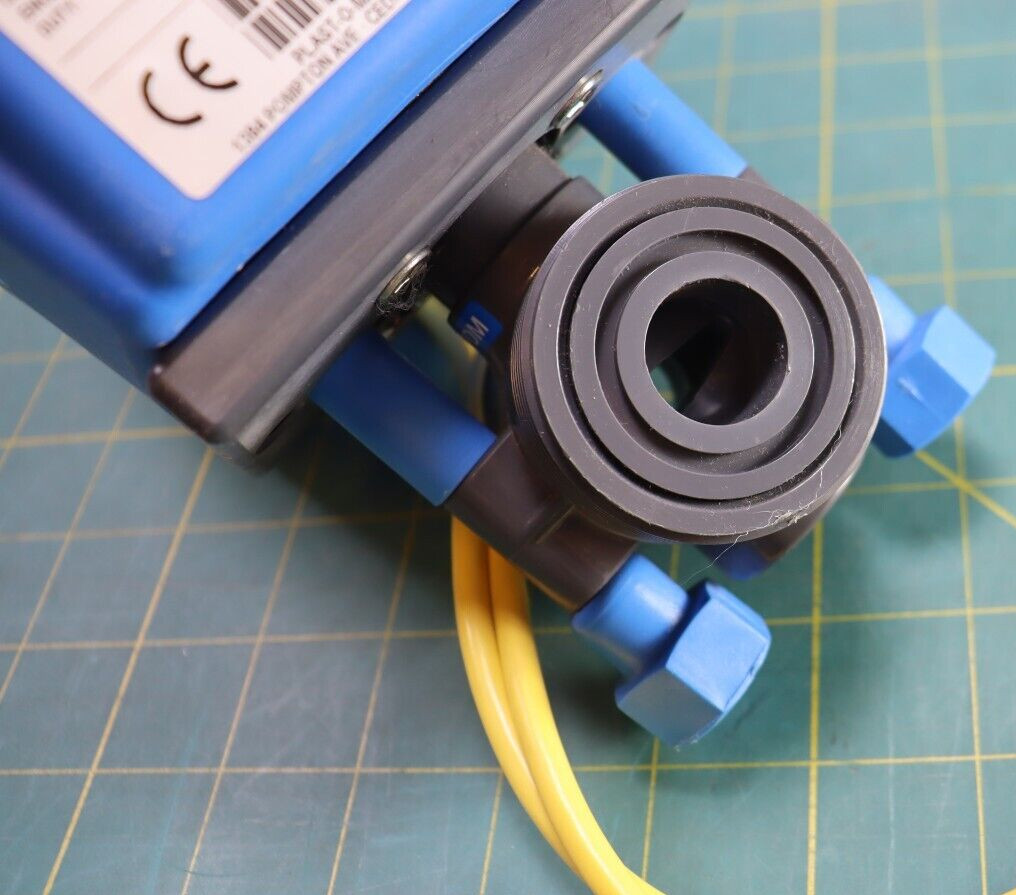 True Blue 7756-D Electric Actuator Plast-O-Matic Normally Closed 12V-24V AC/DC