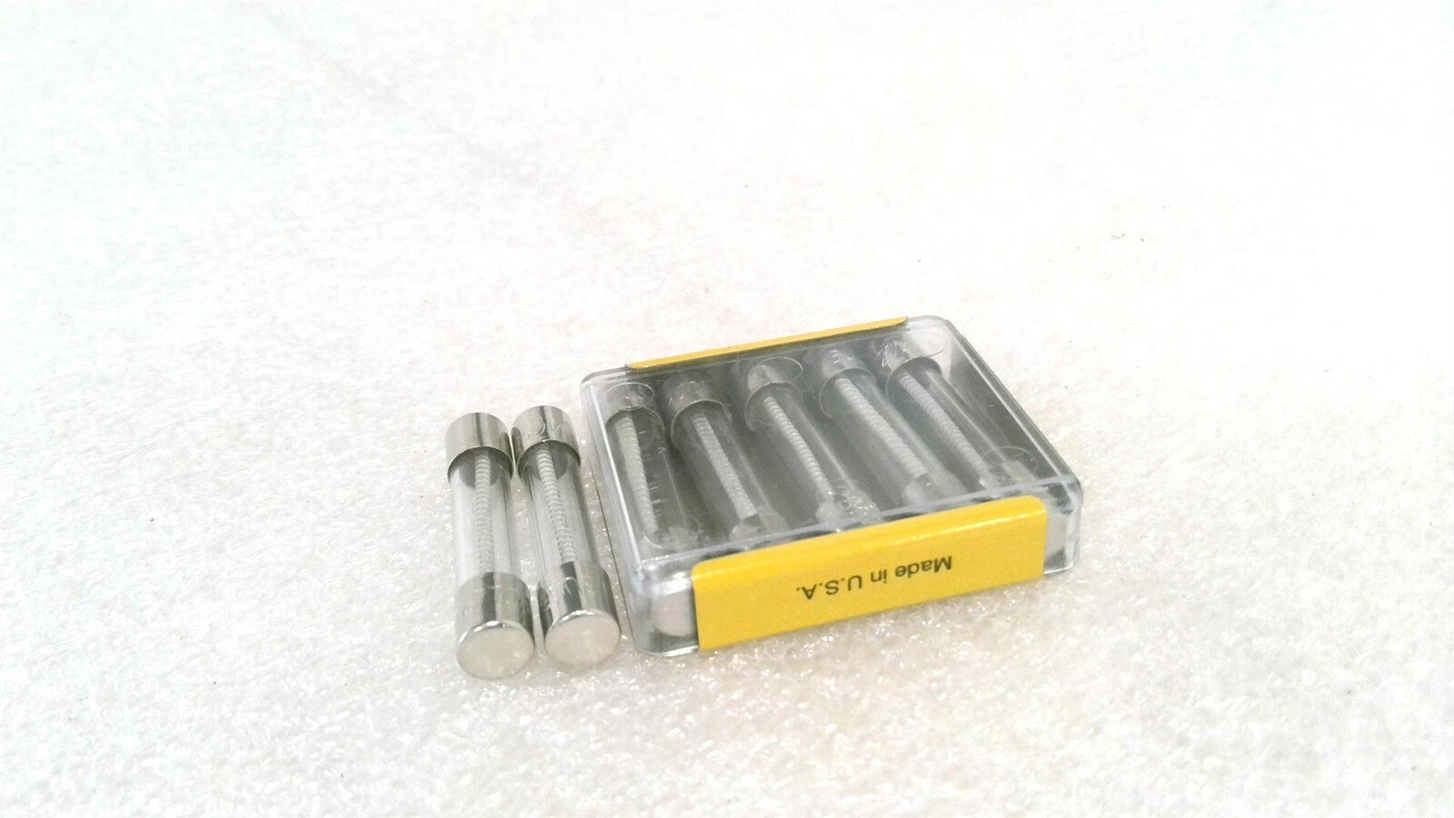 BUSSMANN MDL-2-1/2 SMALL DIMENSION GLASS FUSE TIME DELAY 250 V (LOT OF 7)