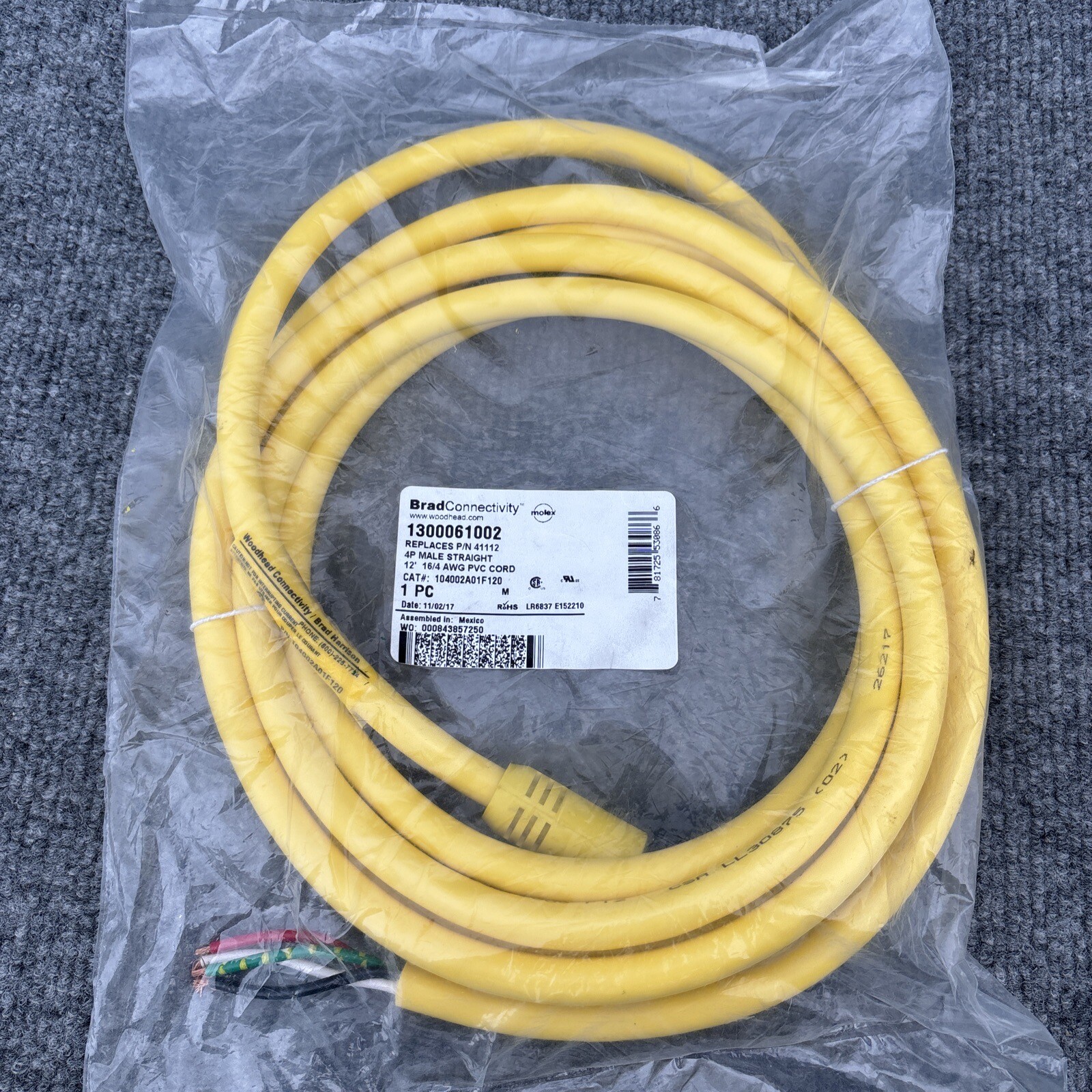 Woodhead 1300061002 Brad connectivity Male Straight cor set 4p 12′ 16/4awg pvc