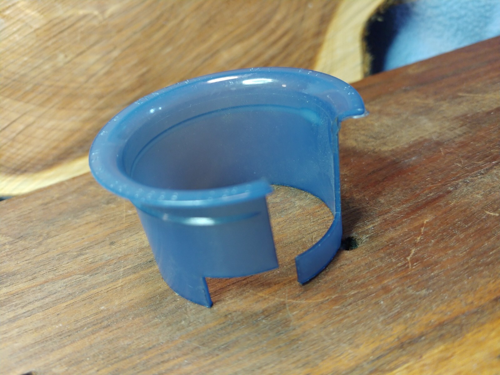 (1) T&B Fitting 1-1/4in Insuliner Sleeve Blue Thermoplastic NOS