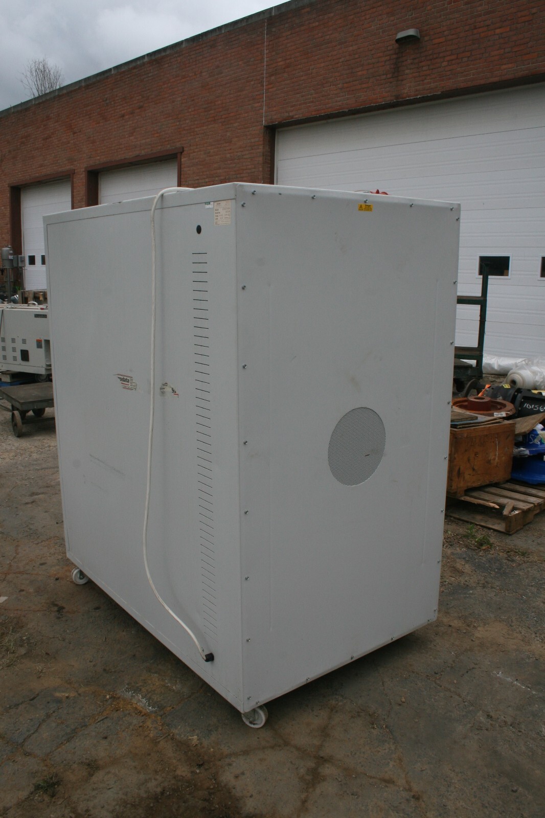 Genlab Oven LCO/27V/DIG 415A.C. 750 L Capacity 128″ x 77″ x 77″ Internal Dim