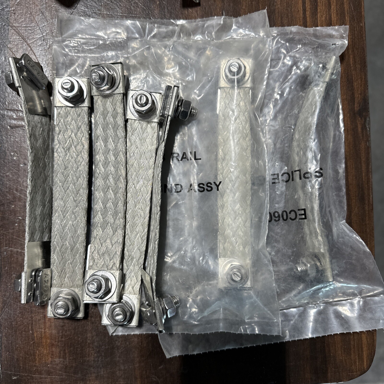 Lot of 24 New/Used Wiley Webb Bonding Jumper 8.0 – Electrical Splice