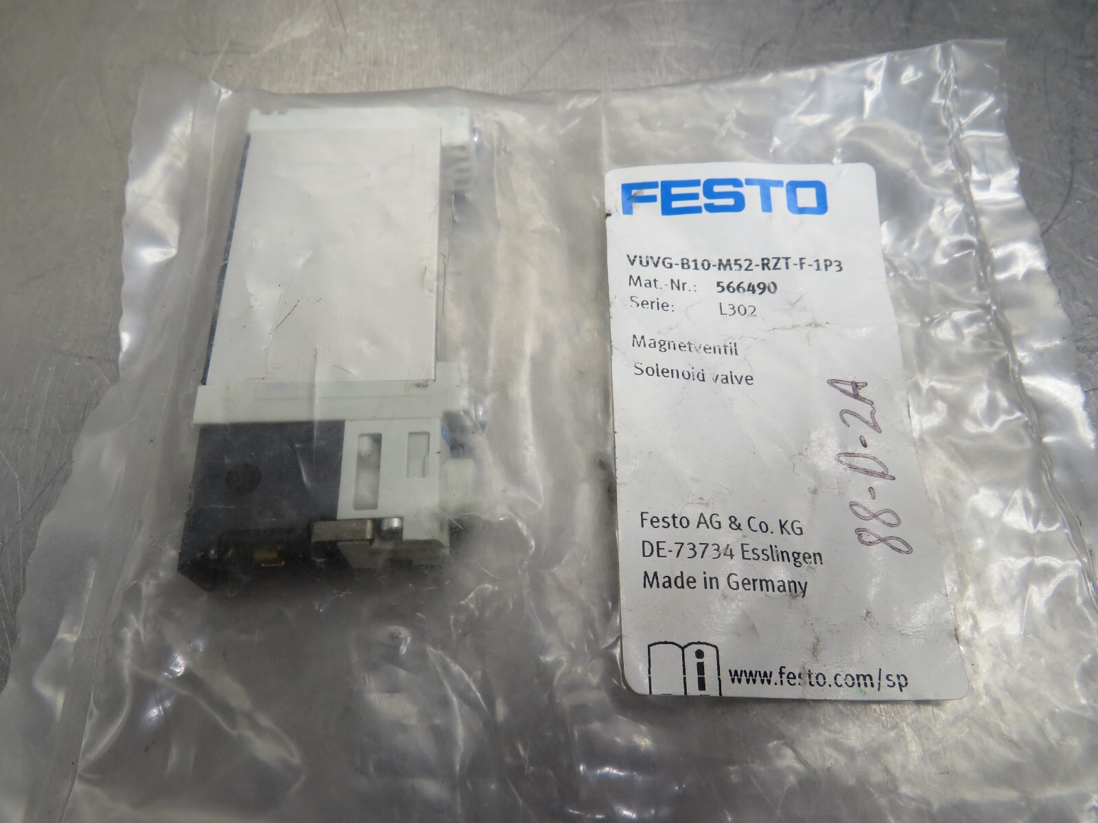 Festo VUVG-B10-M52-RZT-F-1P3 Valve 24VDC