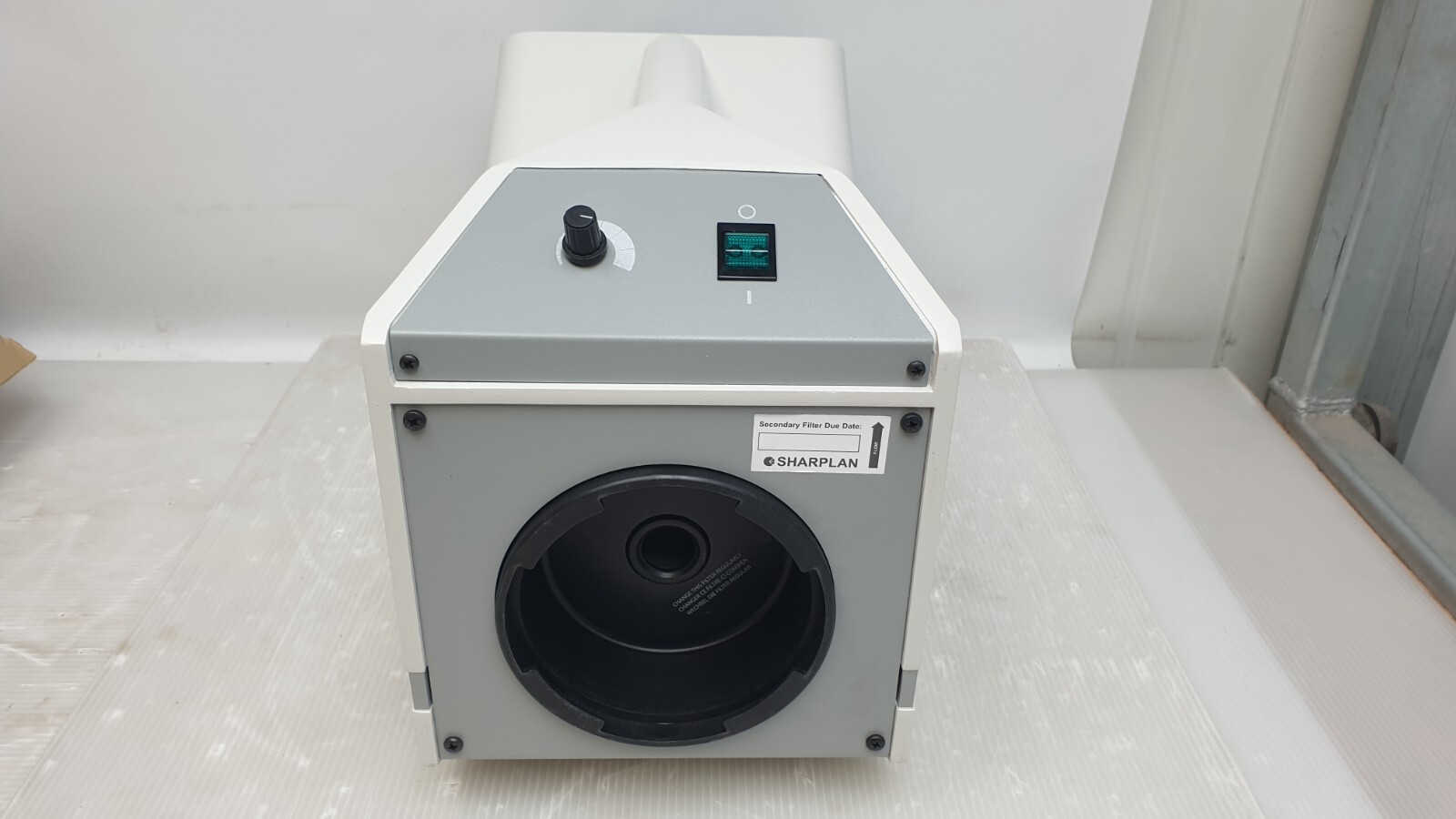 Sharplan 100 Xplume Smoke evacuator