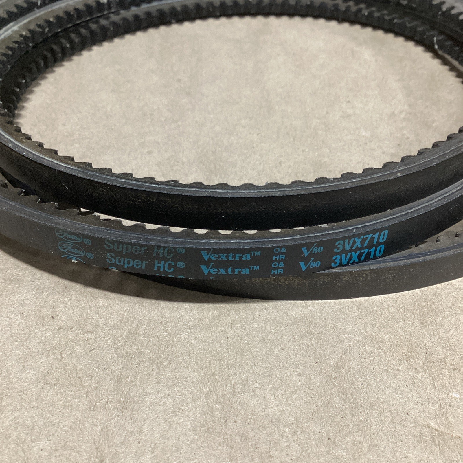 GATES 3VX710 Super HC V80 Cogged V-Belt 9NX1800