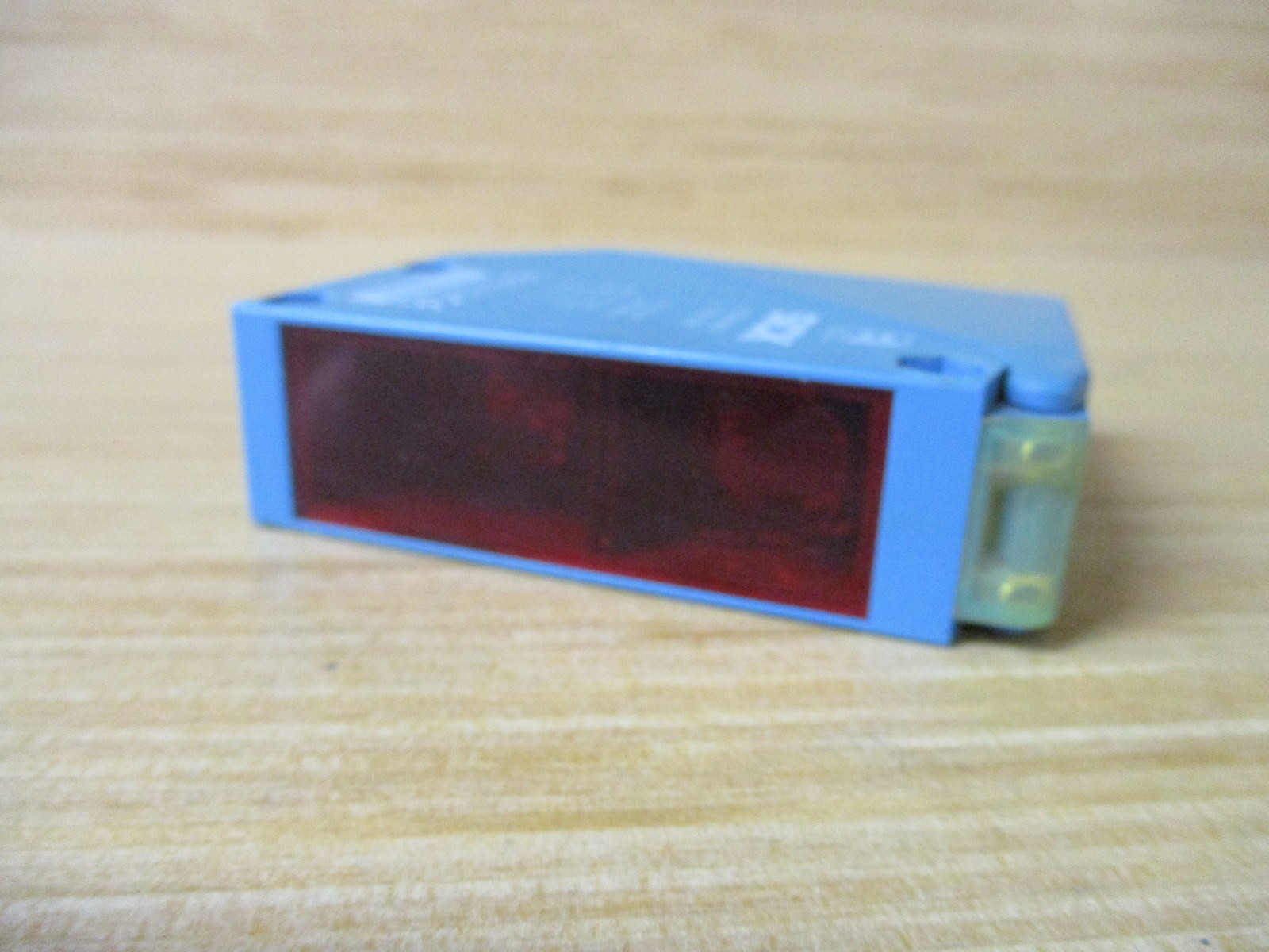 Sick WT34-B410 Photoelectric Sensor 1019229