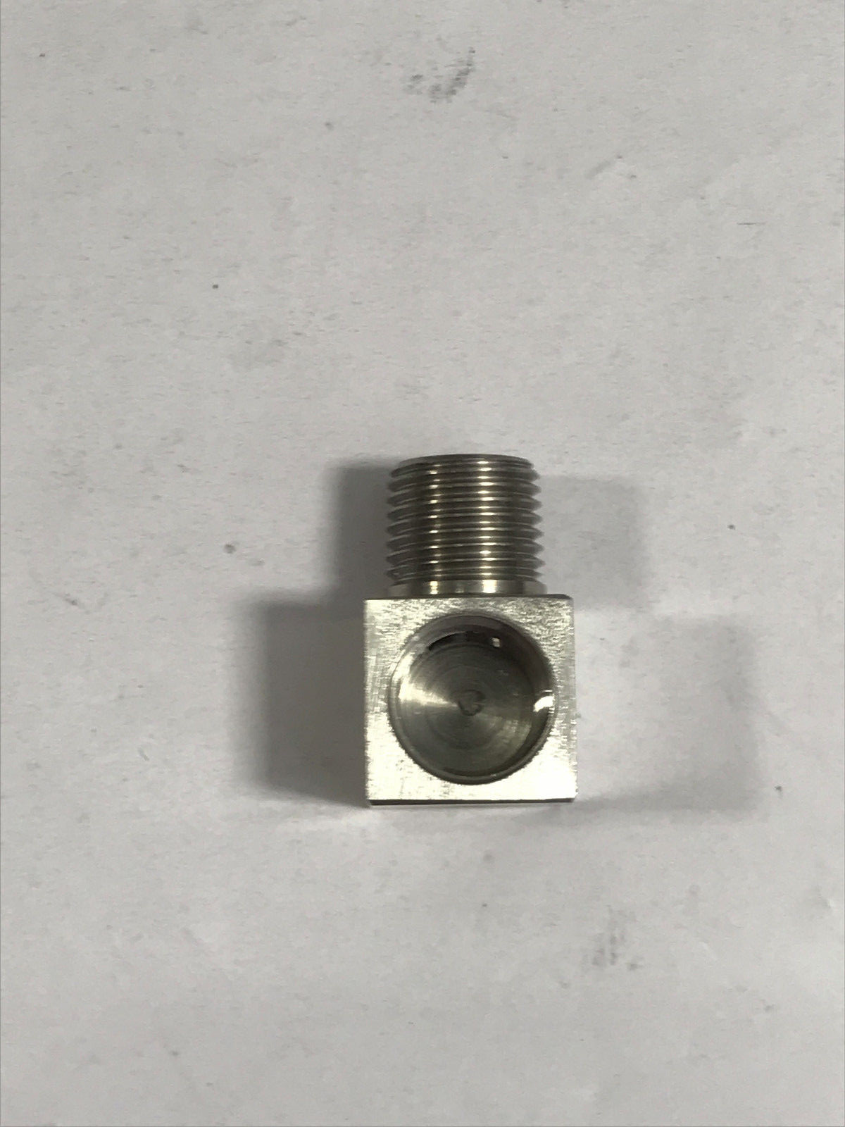 Stainless Steel 1/8″ NPT male X 1/8″ NPT female 90° elbow 303-SS