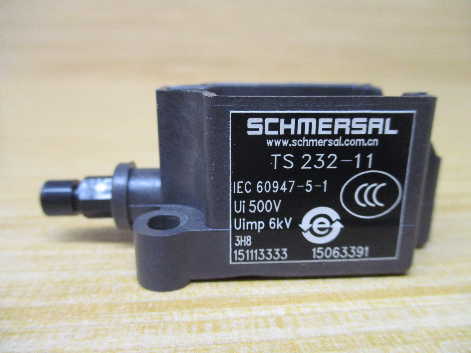 Schmersal TS 232-11 Micro Limit Switch TS23211