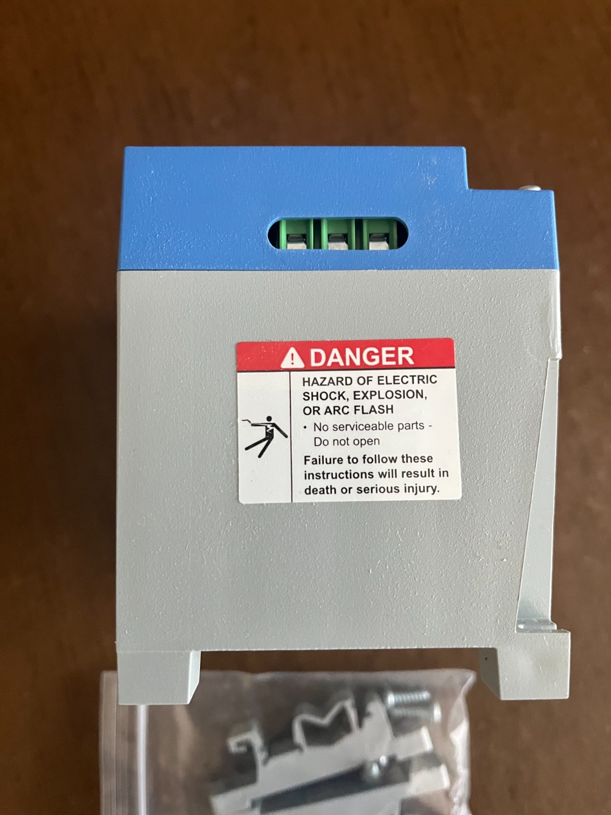 Islatrol IE120 Active Tracking Series connected filter, 120V, 20Amp (Emerson)