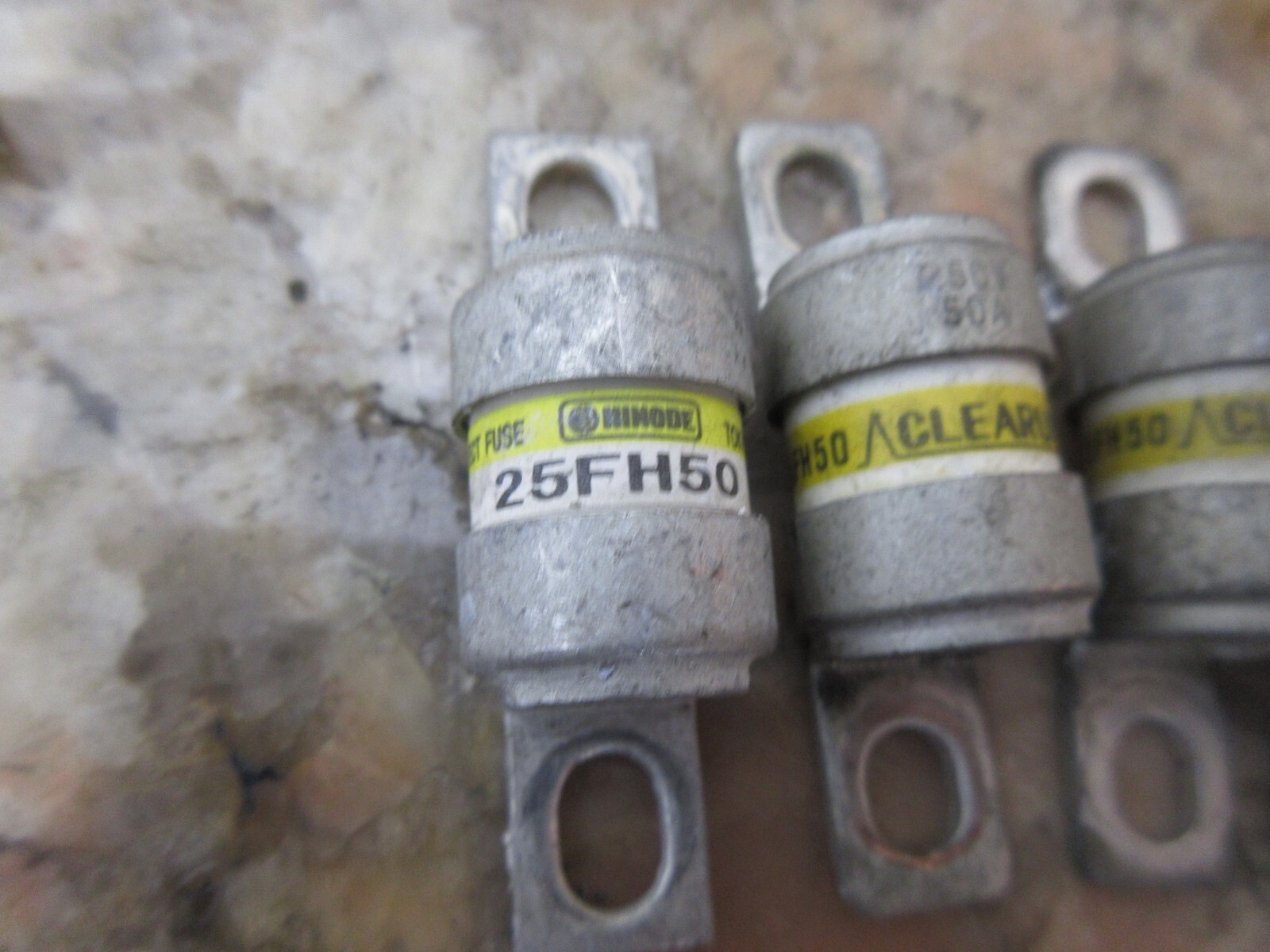 KYOSAN NINODE CLEAR UP FUSE 25FH50 LOT OF 5 PIECES