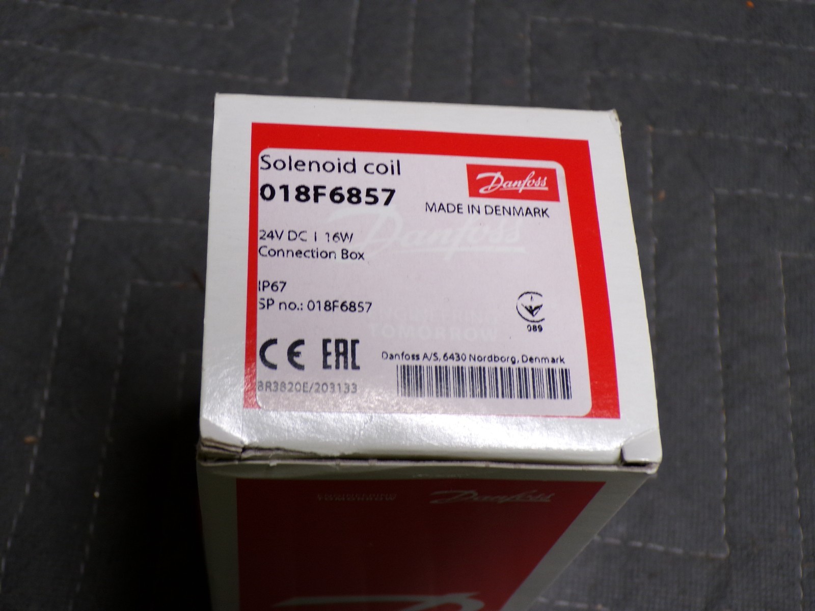 Danfoss #018F6857 Solenoid Coil BG024DS 24V DC W/Connection Box *NOS*