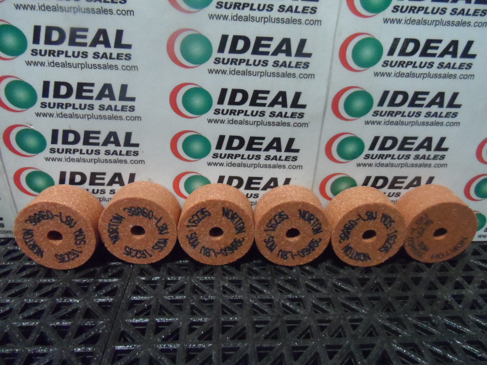 NORTON 66243408454 ABRASIVE WHEEL-New No Box