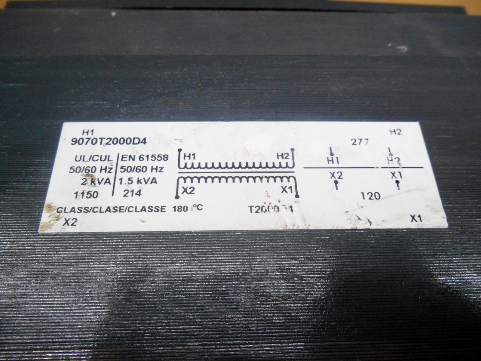 Square D 9070T2000D4 Transformer 2000VA 277VAC to 120VAC, Damaged