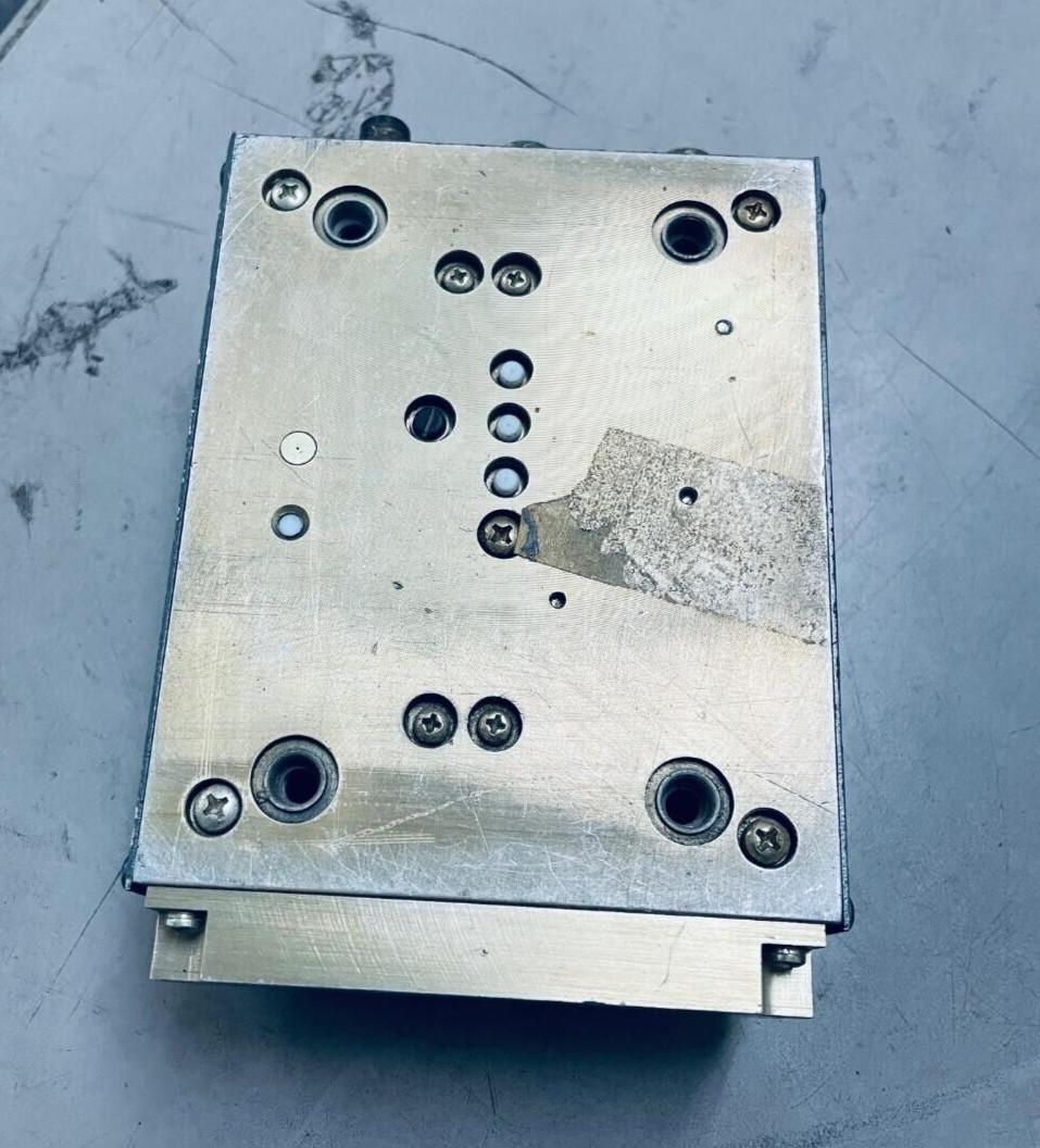 HUGHES AIRCRAFT ( E&M LABORATORIES ) AVIONICS INSTRUMENT Model EDS1161 @ D2