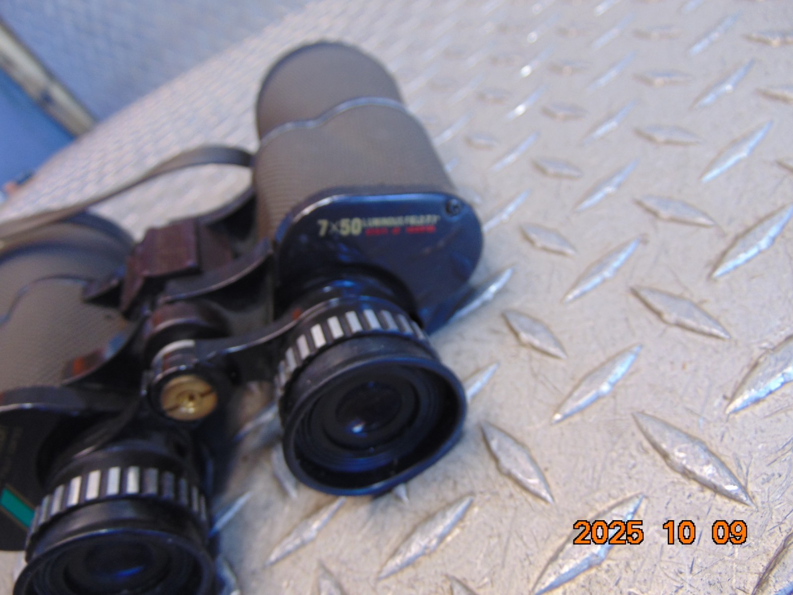 Selsi Binoculars 7X50 Luminous Field 7.1 372 Ft. at 1000 yds.