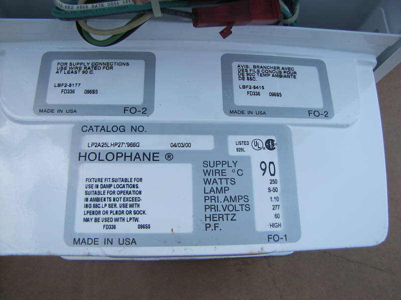 NEW HOLOPHANE BALLAST ASSEMBY LP2A25LHP27Y966G