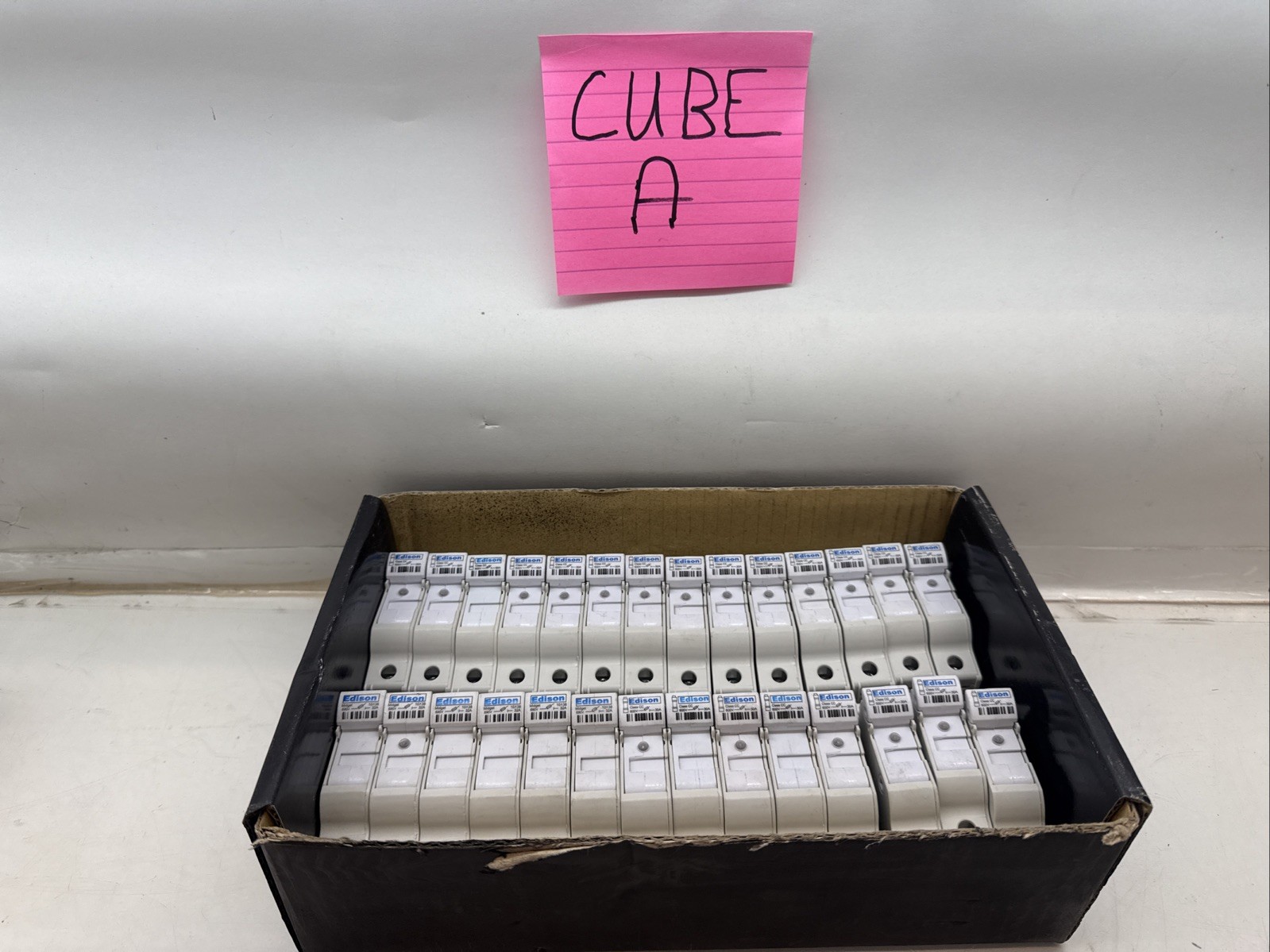 Edison EHCC Fuse Holder (1) Pole (LOT OF 28) New No Box
