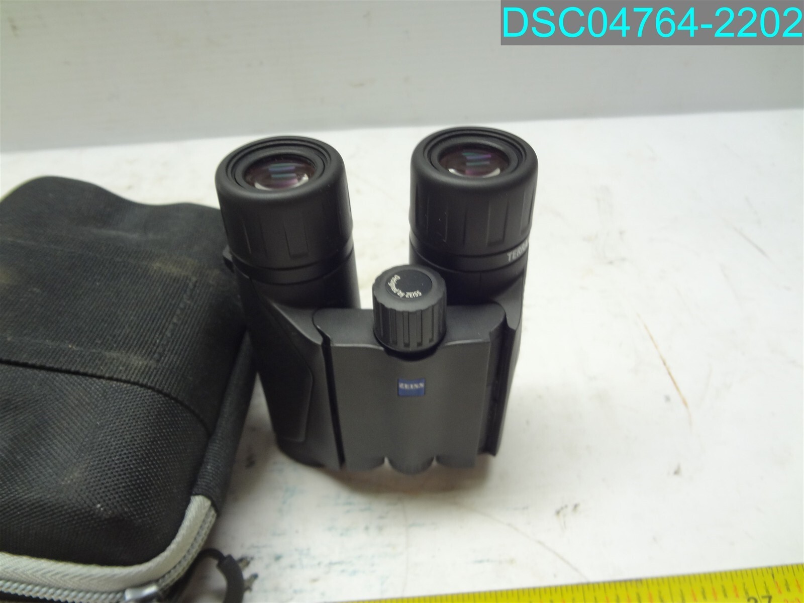 Zeiss Binoculars With Zipping Case