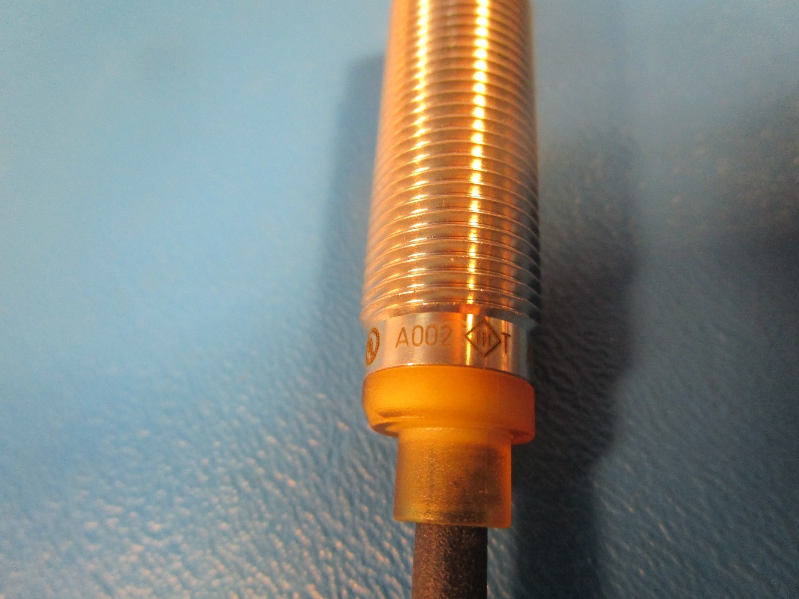 IFM Efector IFS259, Inductive Proximity Sensor 0.276″ (7mm), Threaded – M12
