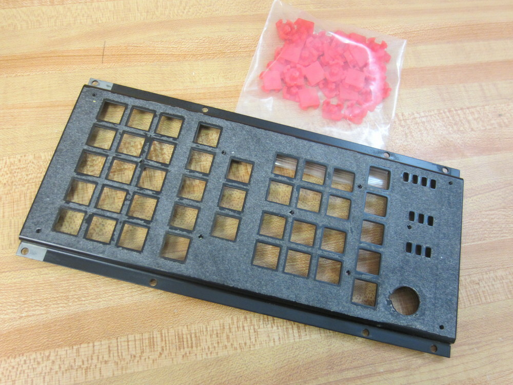 Fujitsu YES3137-061 Keyboard N86D-3137-R001/02 Face Plate w/Keys+Hdw Only