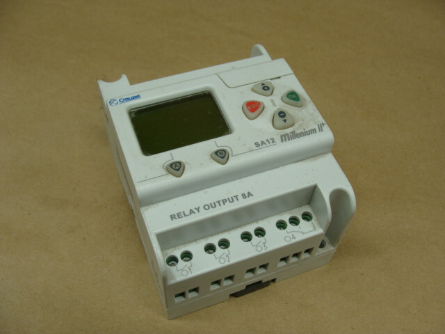 CROUZET MILLENIUM II+ SA12 CONTROLLER 24VAC 7.5VA MAX 8A/250VAC