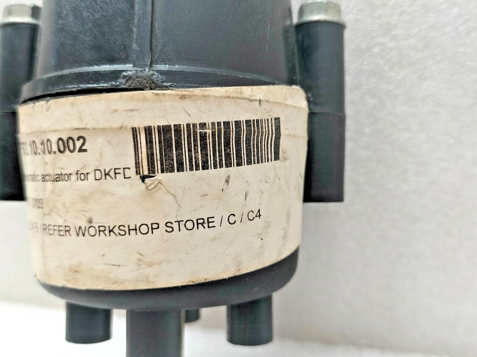KMC CONTROLS MCP 0103 PNEUMATIC ACTUATOR 2″x1″ 5-10PSI BARE 1/4-20 FEMALE SHAFT