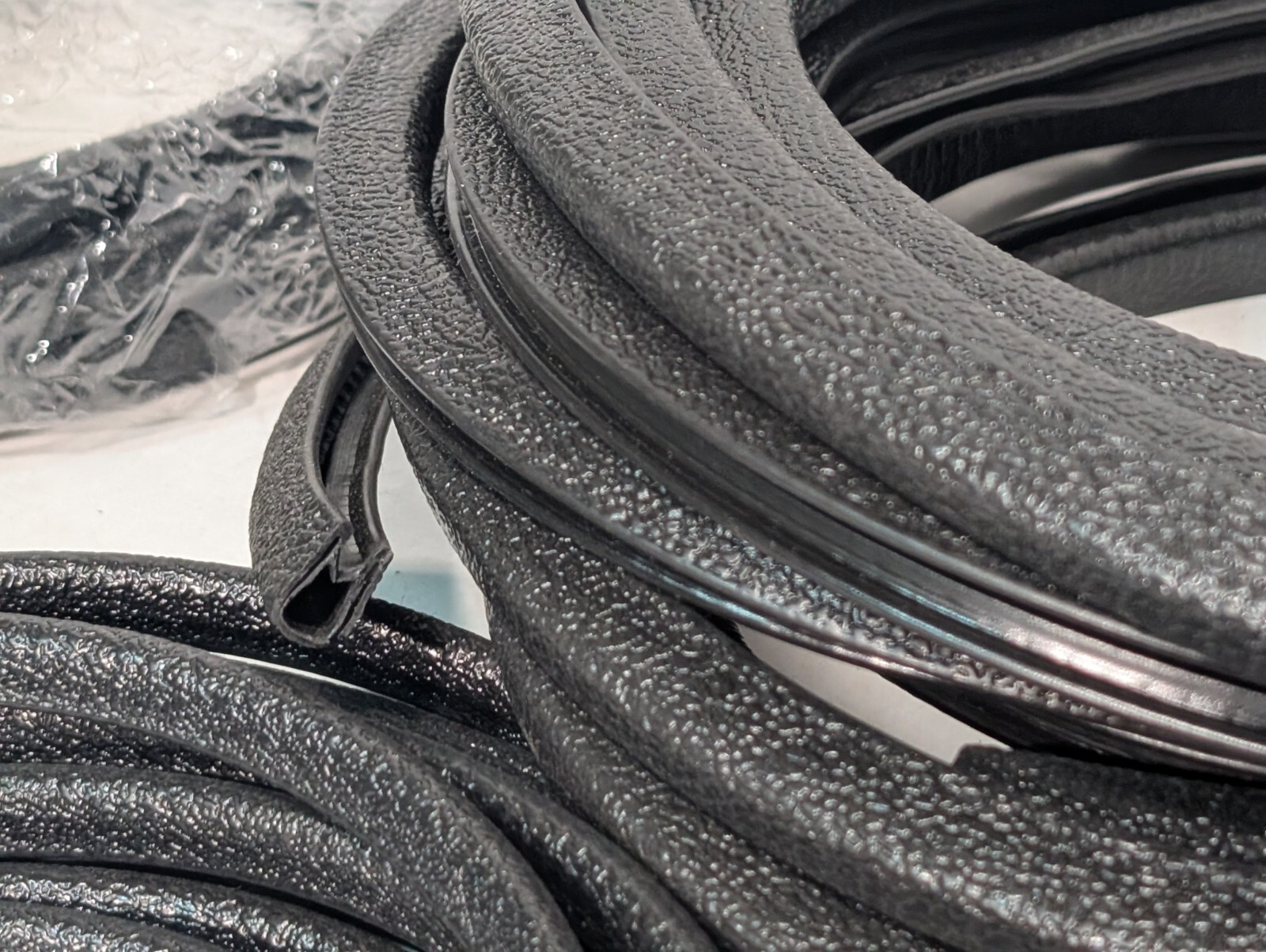 Lot of Assorted Industrial U-Shaped Keel Strip Black Sealing Seal Banding Trim