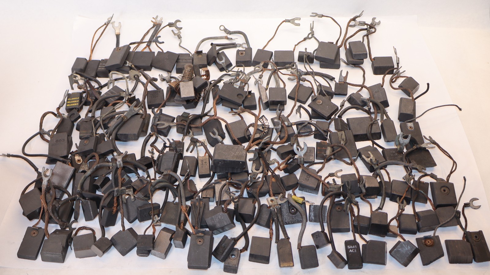 Business Industrial Carbon Motor Brushes Misc Large Lot National Southern ect