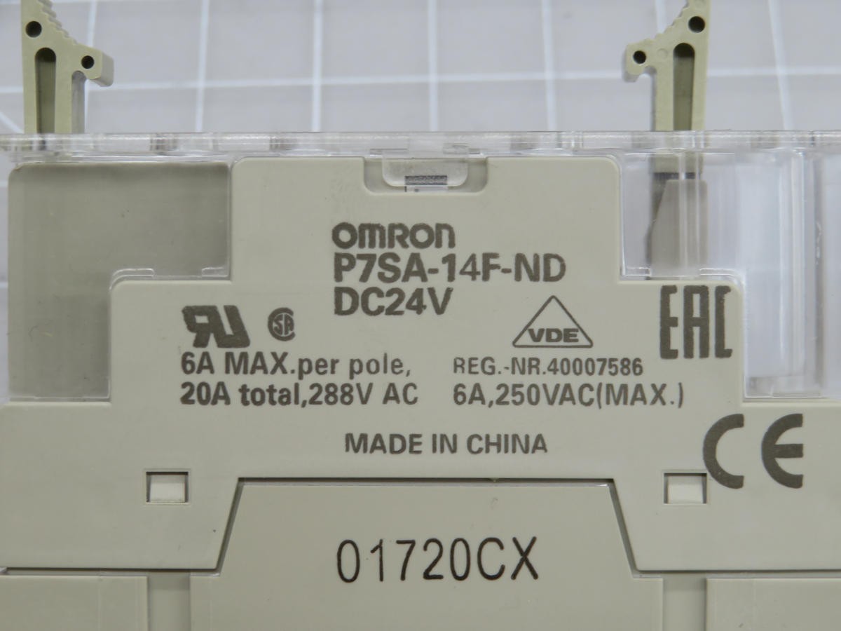 LOT OF 3 OMRON P7SA-14F-ND DC24 RELAY SOCKET T203969