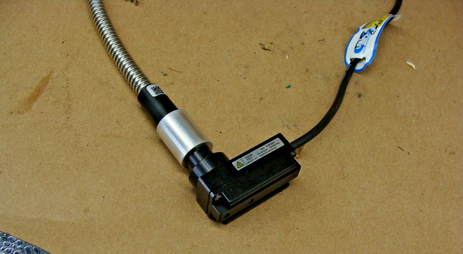 CCS SPOT LIGHT HLV3-22BL-4M W/LIGHT SOURCE HFS-14-500