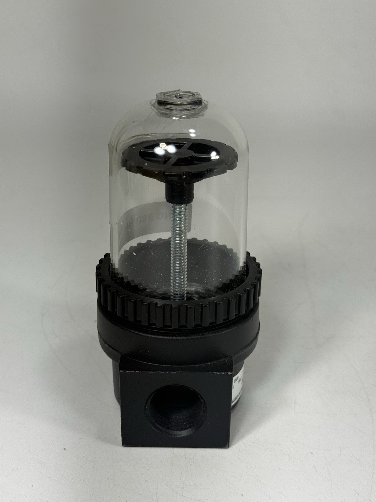 STERIS P093909592 1/2″ NPT Air Filter Assembly – Master Pneumatics FC60-4SF75