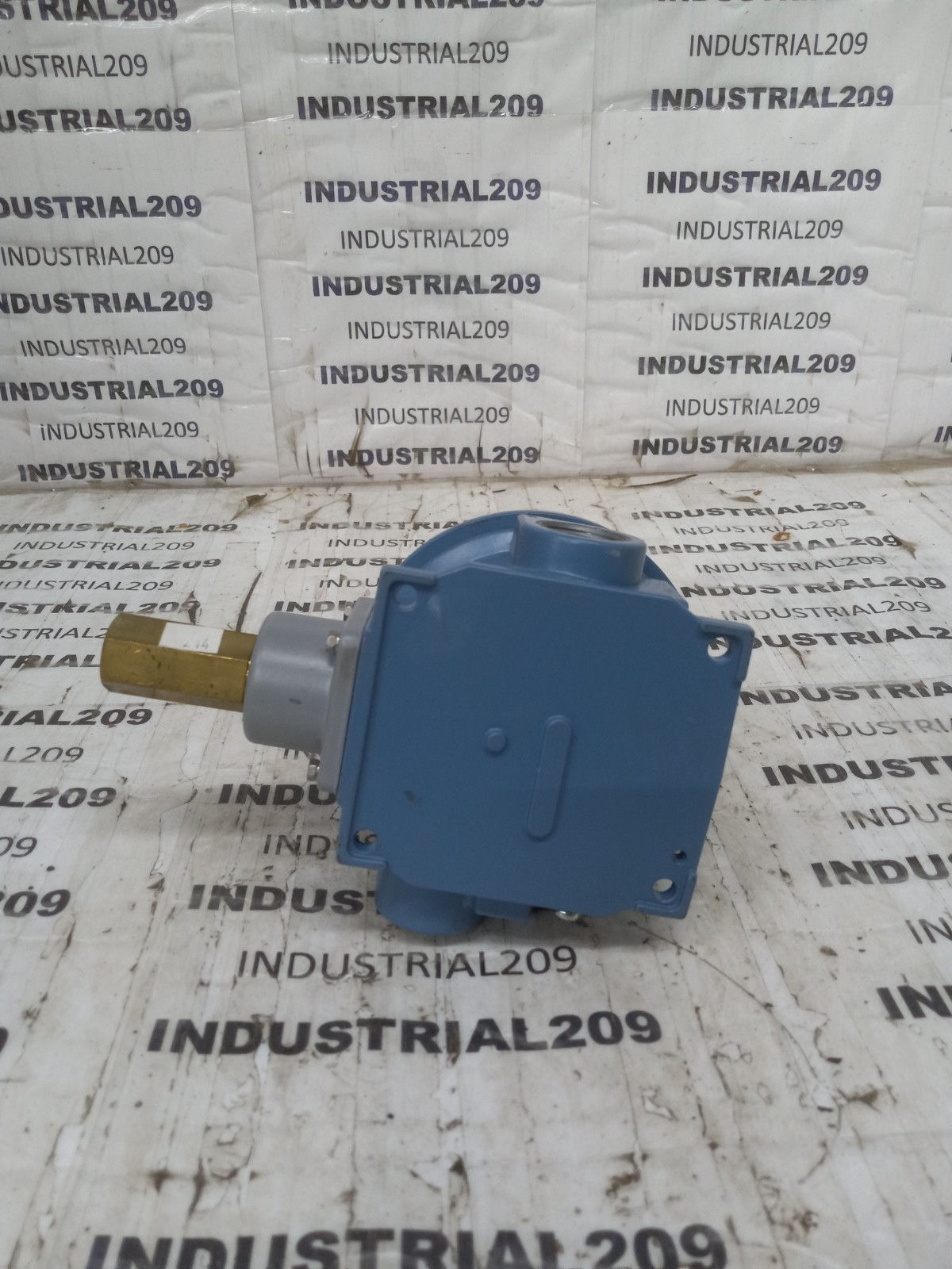 UE J120X-5355 PRESSURE CONTROL RANGE 2TO20PSI