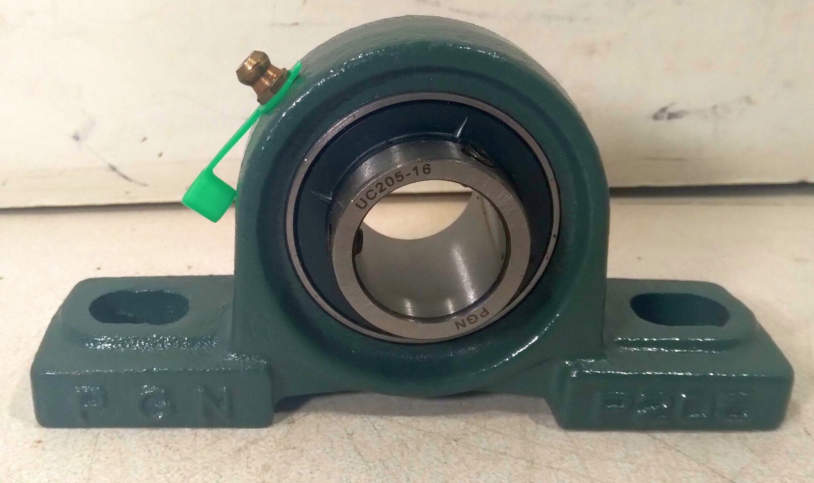 1 NEW PGN UCP205-16 2 BOLT 1″ BORE PILLOW BLOCK BEARING NNB ***MAKE OFFER***