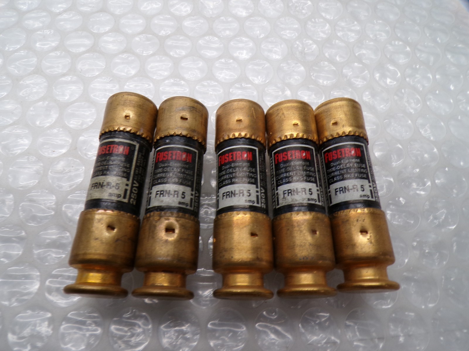 FUSETRON FRN-R-5 FUSE BLACK LOT OF 5 NSNP