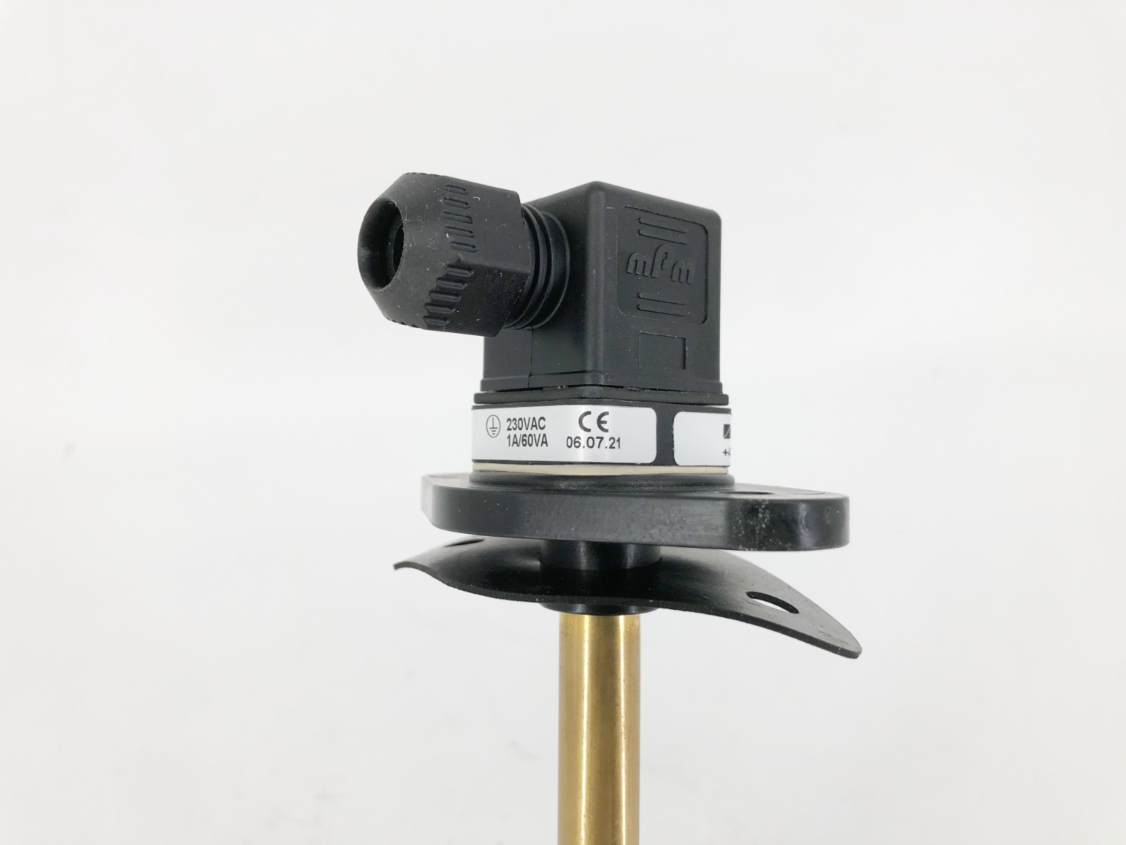 New Engler SSM.2A1.B1.165.215.5.S1 Float Switch 230VAC 1A 60VA G100983 – No Box